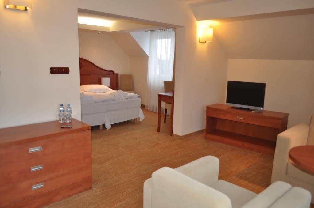Krol Plaza Spa & Wellness Jarosławiec Exterior foto